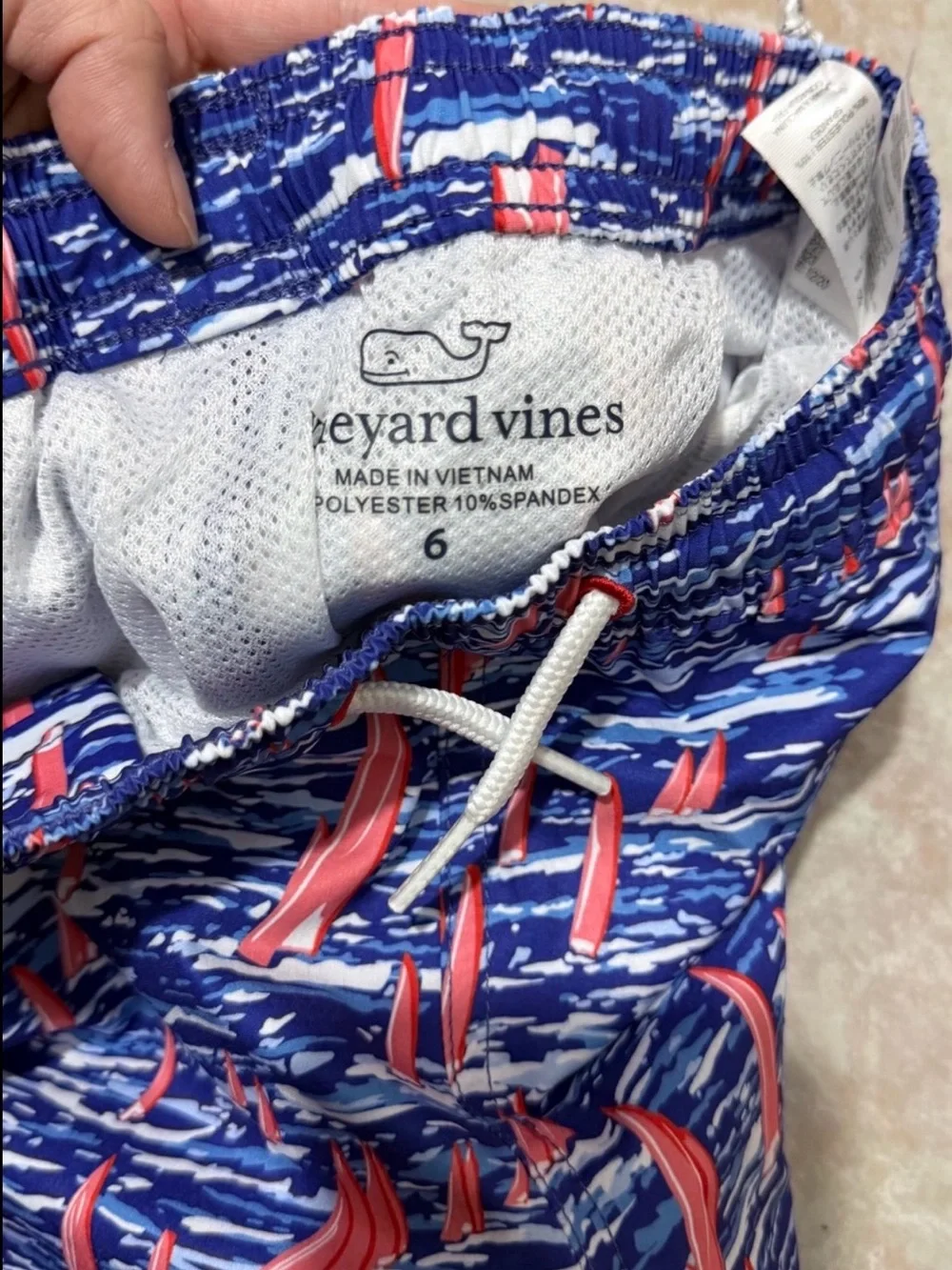 NWT - size 6 Vineyard Vines Swim Trunks for Toddlers